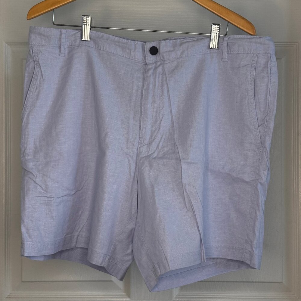 Saks Fifth Avenue Men's Tan Linen Flat-front Shorts w/ a 7" Inseam
